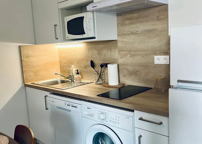 Joli Lumineux Et Calme Apartamento Sérignan
